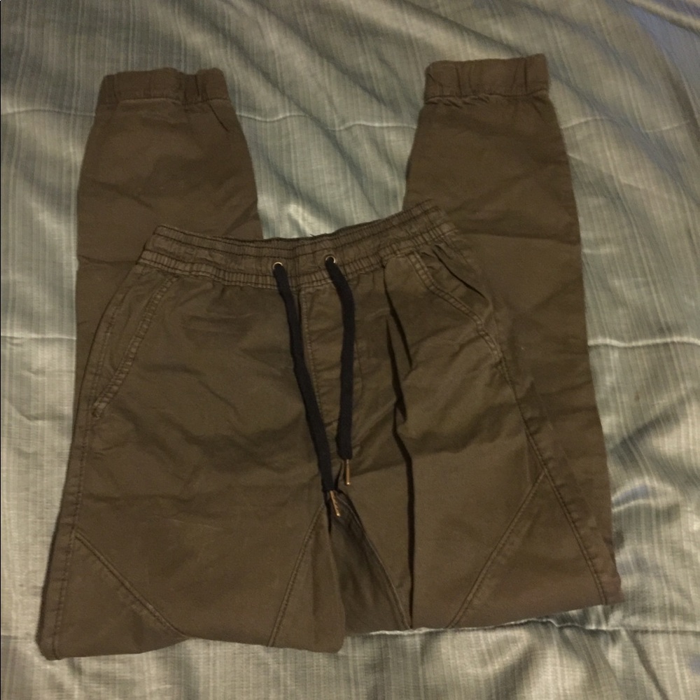 Men’s No Boundaries joggers size XS